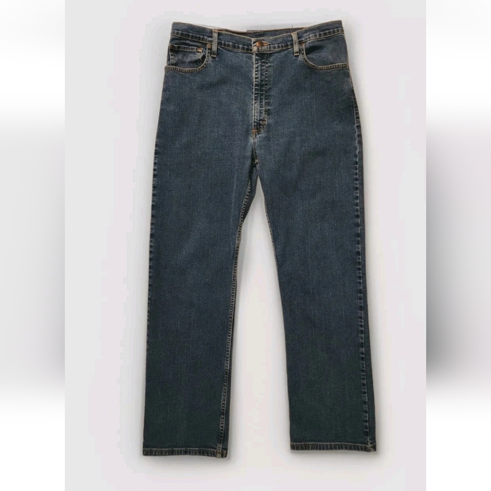 Wrangler Regular Fit 34X30 (38) Straight Leg Medium Wash Mens Jeans
